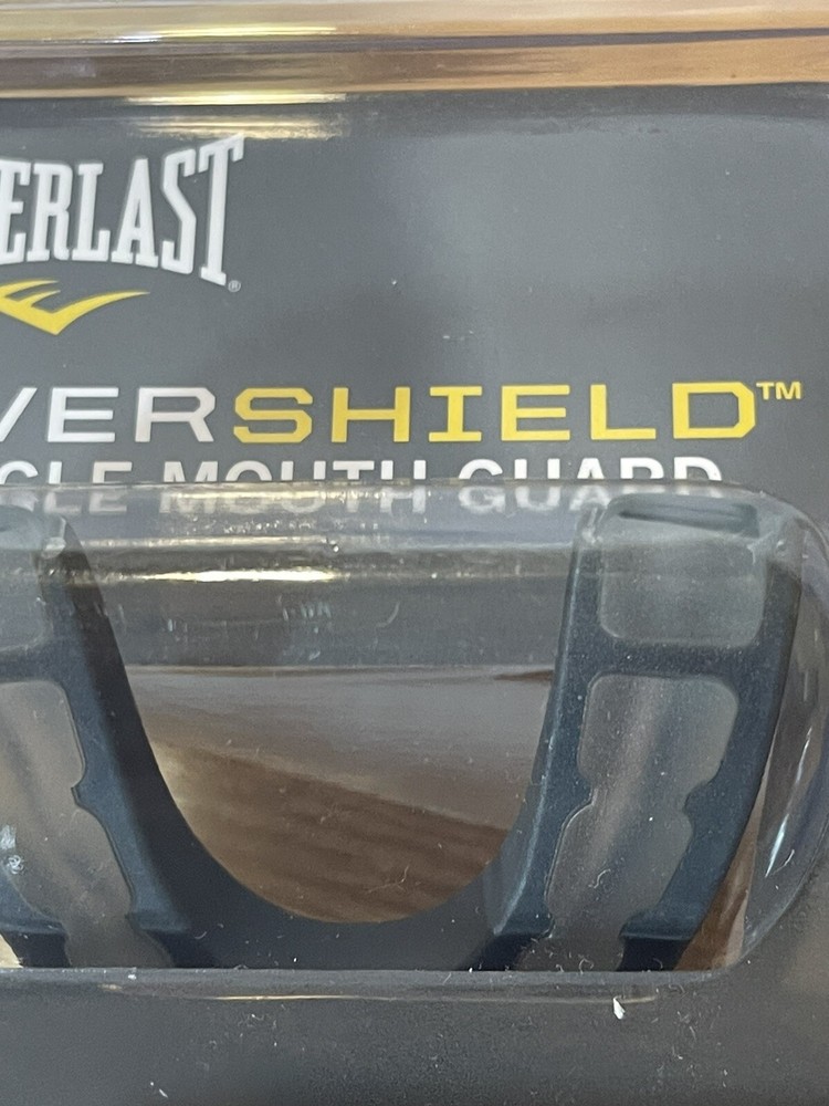 New! Everlast Evershield Single Mouth Guard #1400000 Dual Layer Technology/Case