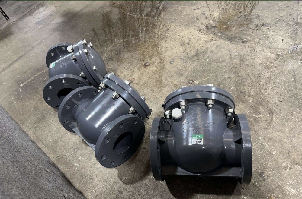 New IPEX 4” Swing Check Valve 4GPN9 Or 52290