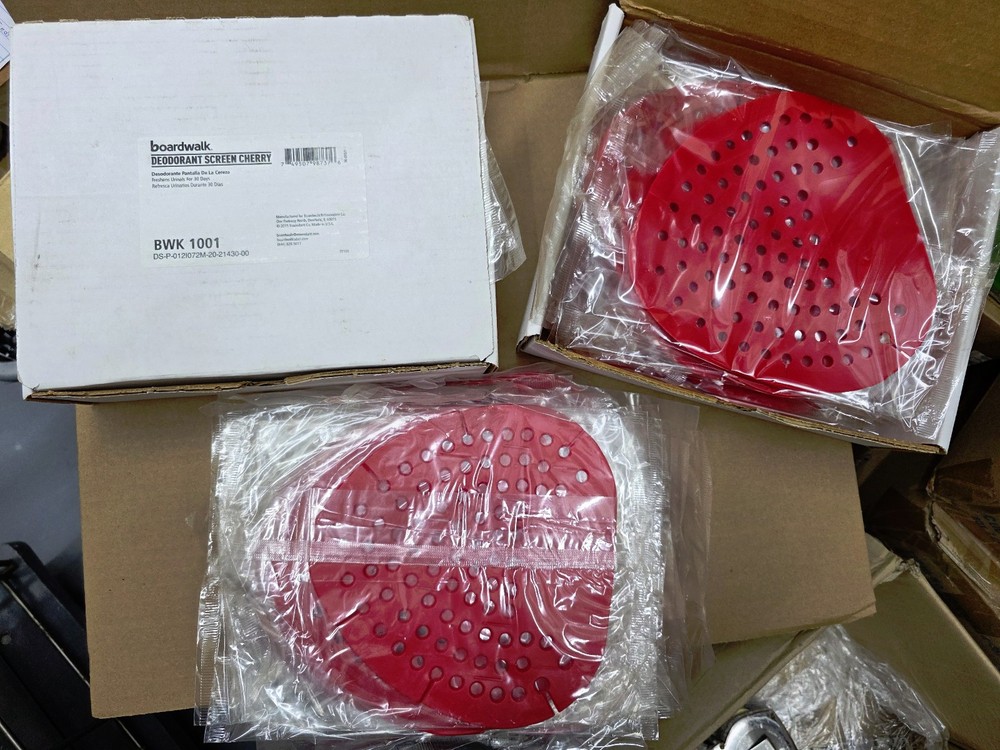 Boardwalk Deodorizing Urinal Screen 20 pack, Red & Cherry Scented