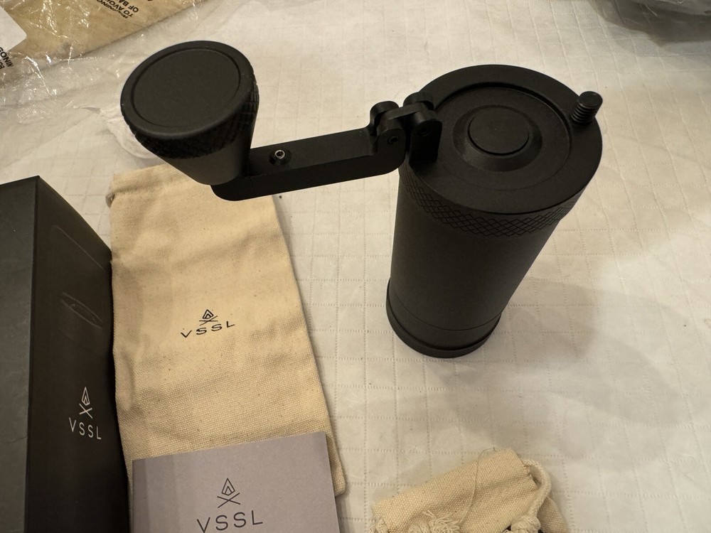 New! VSSL Java Black Portable Manual Coffee Espresso 20g Burr Grinder. Camping