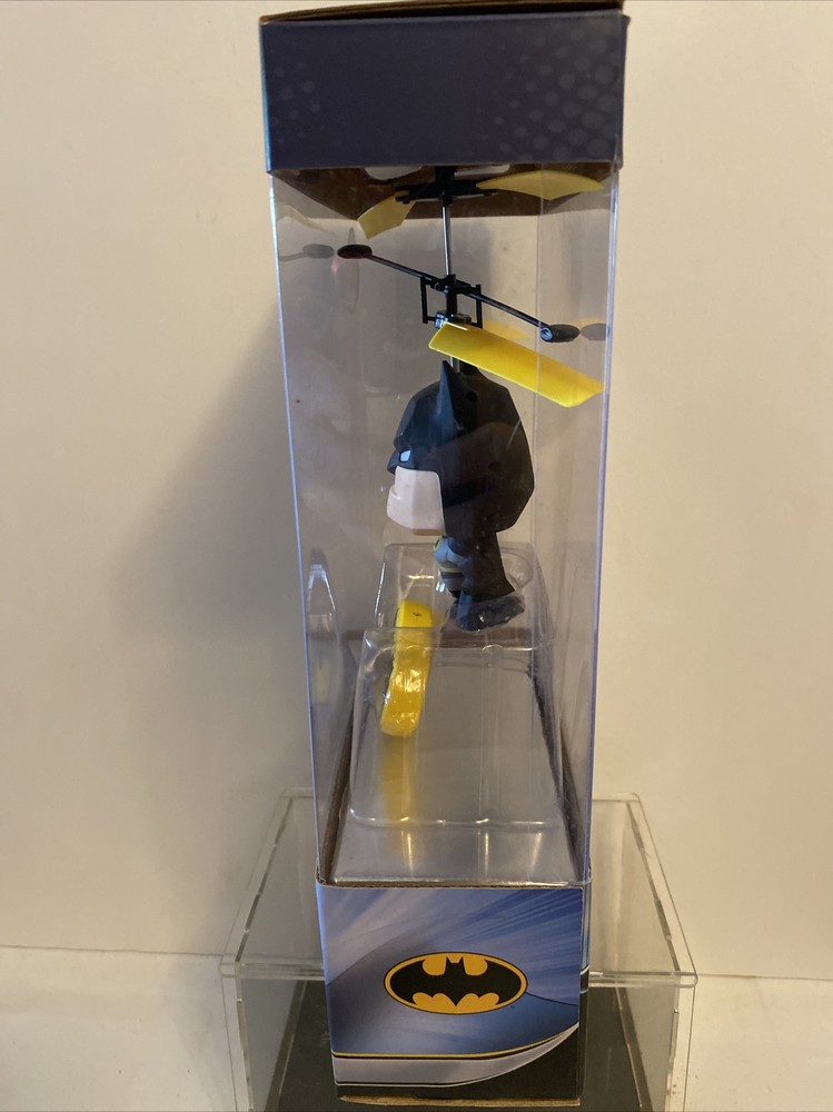 DC Comics Motion Control Indoor RC Flying Batman Easy To Operate in Original Box