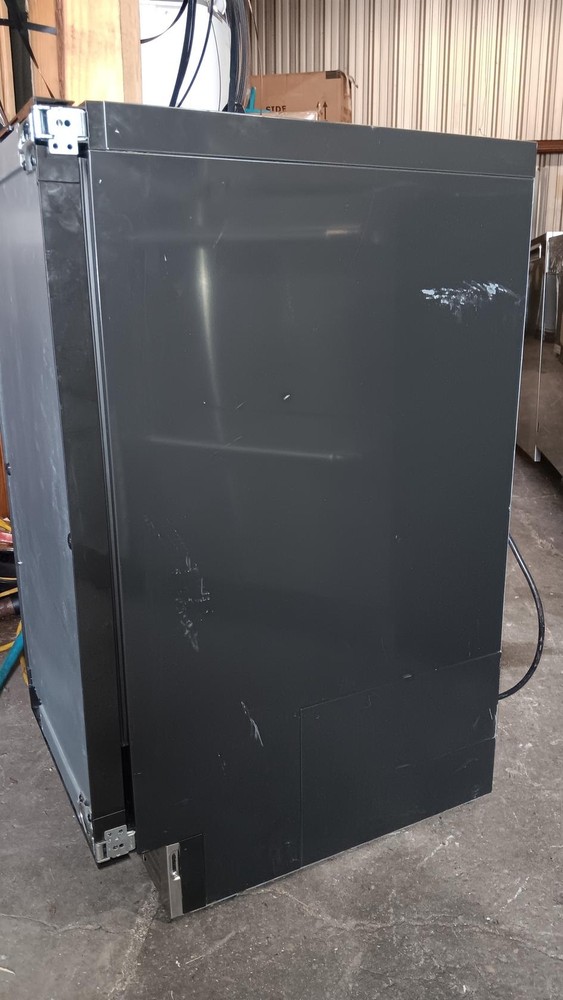 GE UCC15NPRII Ice Maker 15 inch - Clear Ice - Custom Panel Ready