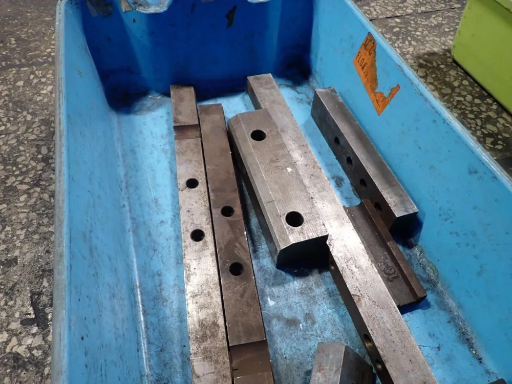 MISC. HARDWARE 08250881004