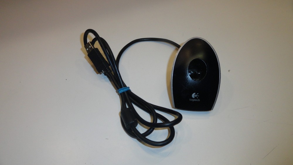 BB1: Logitech Cradle for io Personal Digital Pen P-UB7