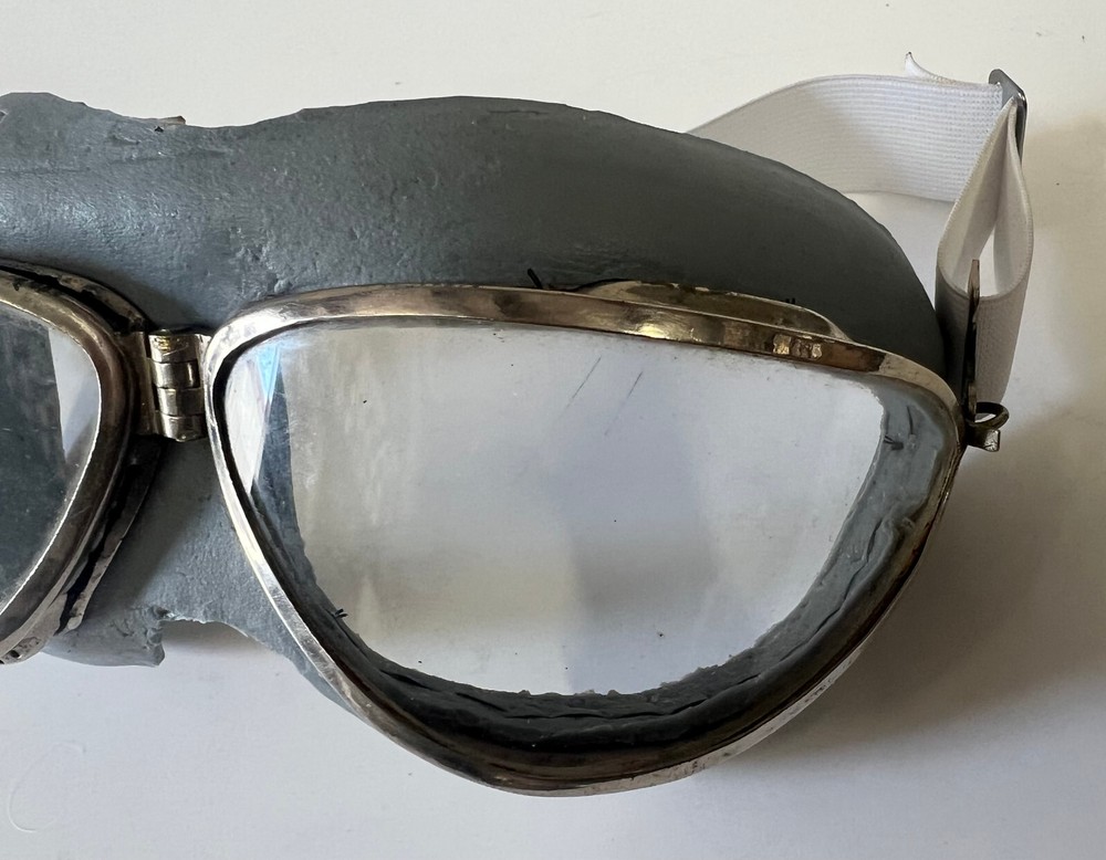 SEESALL FLYING GOGGLES - EXCELLENT