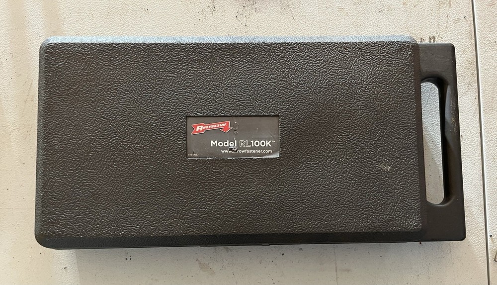 Rivet Assortment Set (opened) & Rivet Tool In Case