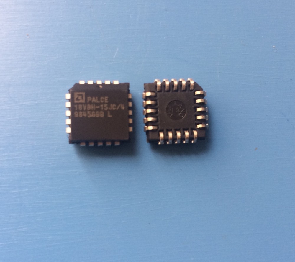 PALCE16V8H-15JC/4 AMD IC SPLD Simple E²PLD Programmable Array Logic 20 PIN PLCC