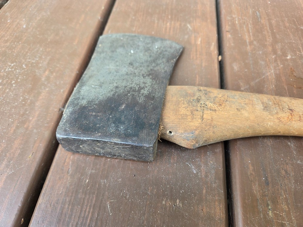 Plumb Single Bit Axe 27" handle, 3 3/4" Cutting Edge