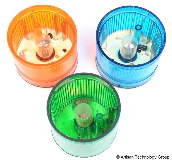 Telemecanique XVA-LC Stackable Light Set with Mount