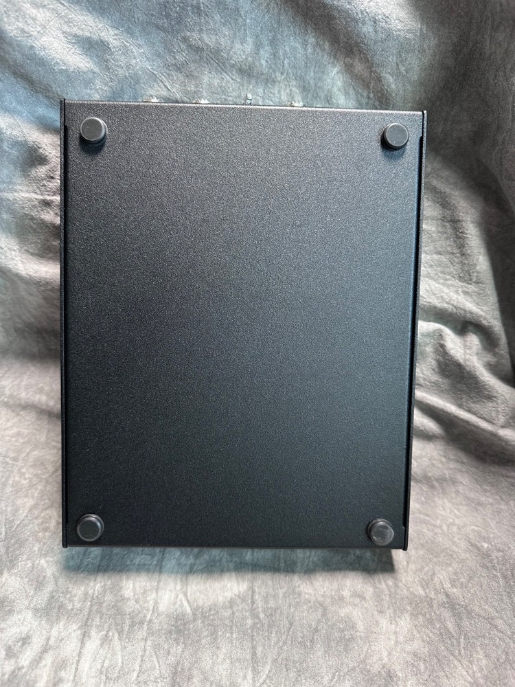 LDG AT-200Pro Desktop Antenna Tuner with Yaesu interface cable