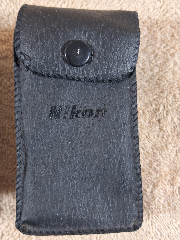 Vintage Nikon Speedlight SB-E Flash With Original Ss-10 Nikon Case TESTED