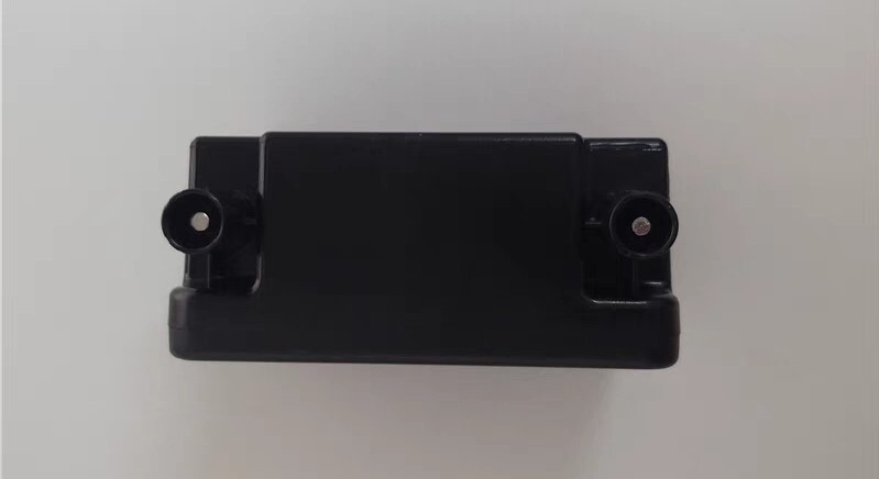 1PCS NEW EBI4M 052F4038 ignition transformer