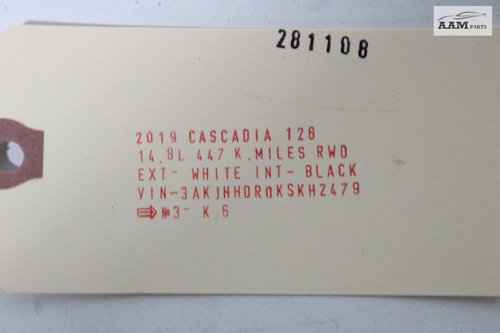 2018-2024 FREIGHTLINER CASCADIA FAIRING PANEL BRACKET SUPPORT OEM