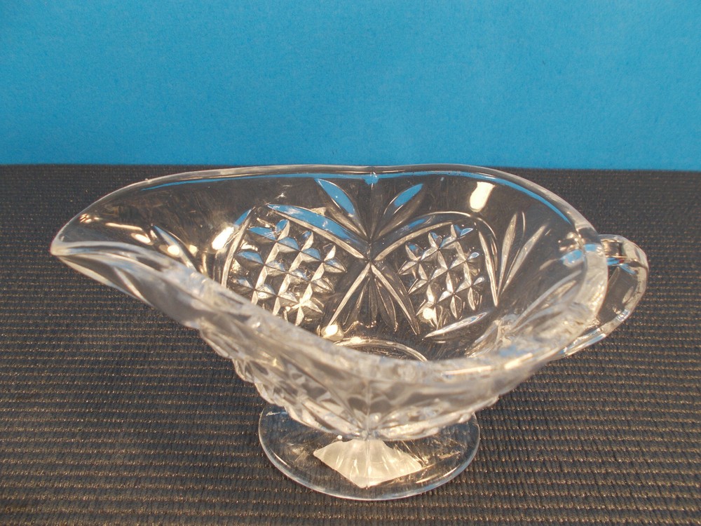 Godinger Crystal Dublin Pattern Creamer 3" Tall