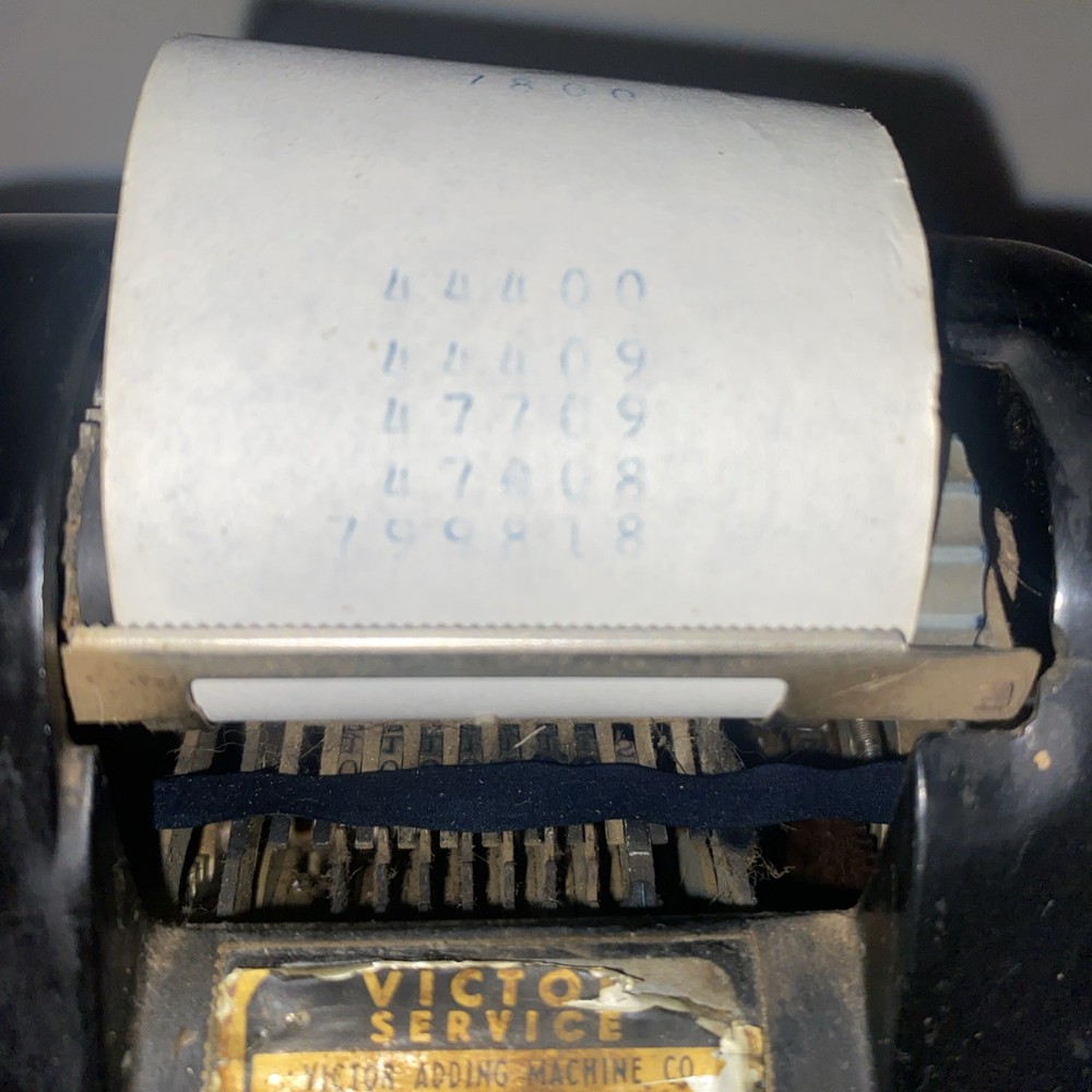 Vintage Hand Cranked Victor Adding Machine 6 Column