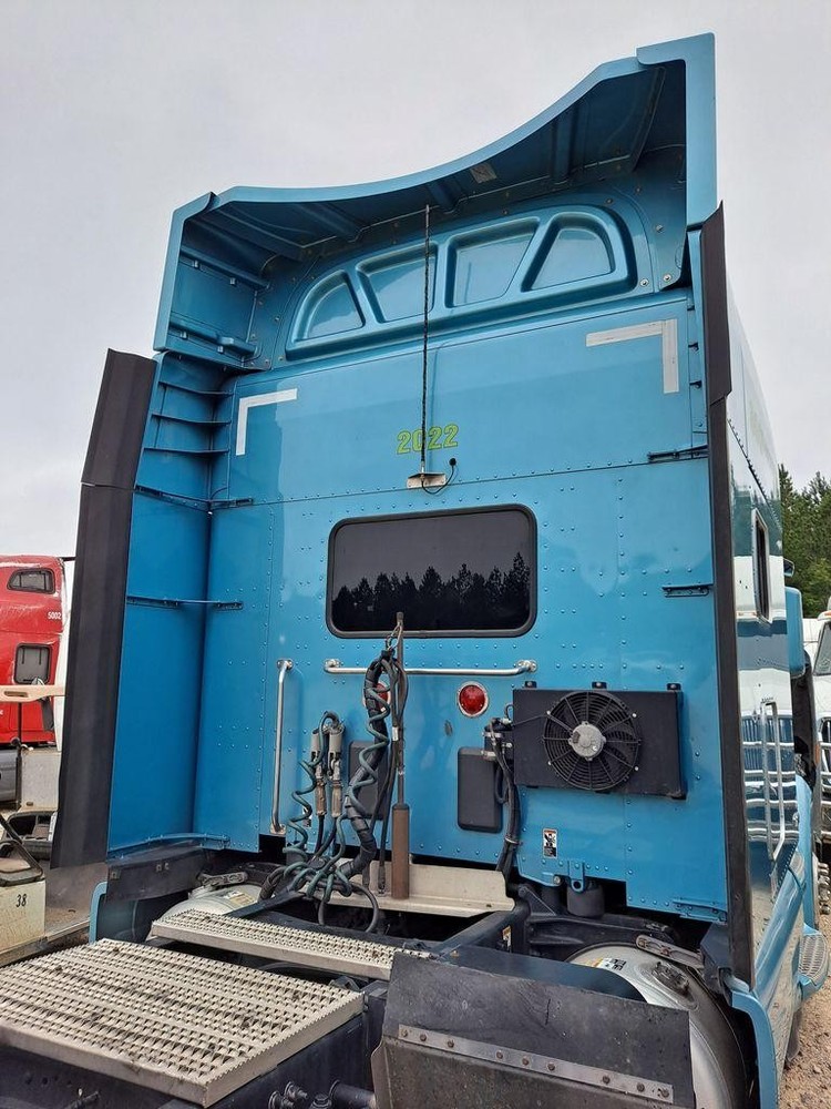 Replaces 2017 PETERBILT 579 CAB , GA