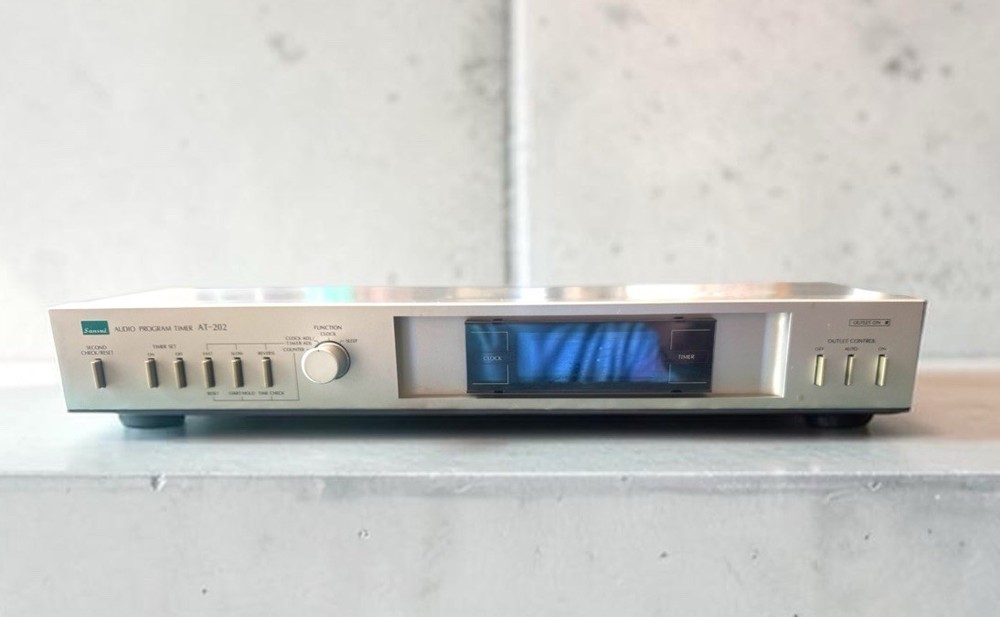 SANSUI AUDIO PROGRAM TIMER MODEL AT-202 Silver