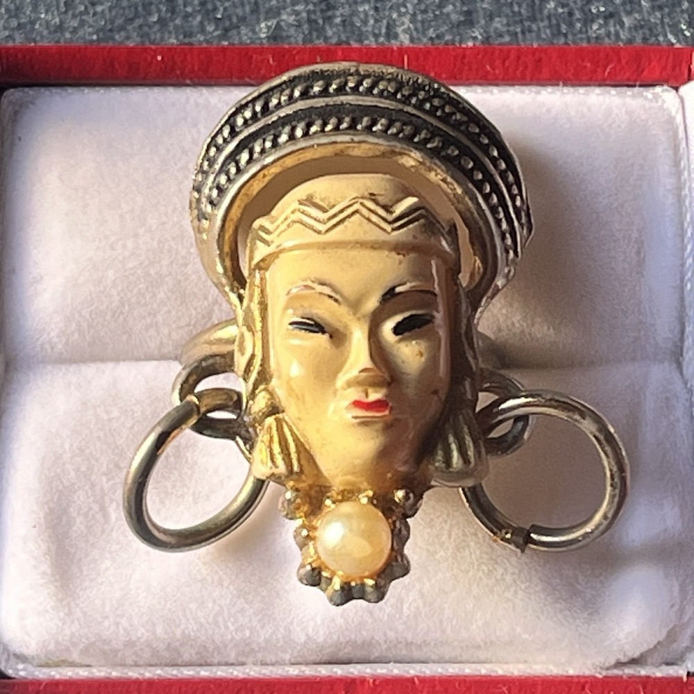 Vintage Unsigned Selro Asian Princess Ring Size  4 1/2