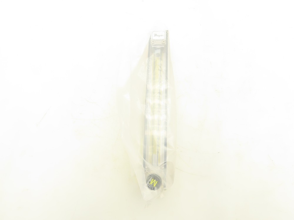 Dwyer VA22437 Variable Area Glass Flowmeter 18.38 SCFH