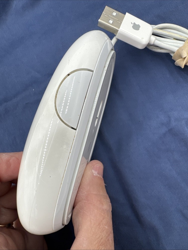 Authentic Apple A1152 white Mighty Mouse USB Wired
