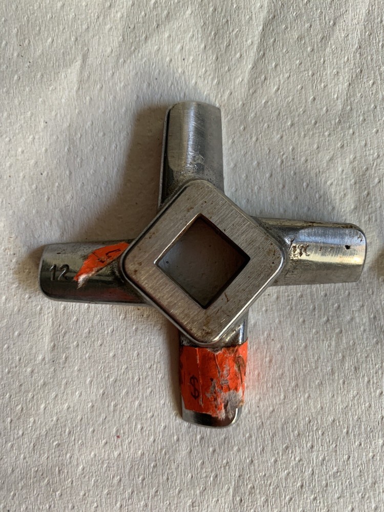 #12 GRINDER KNIFE