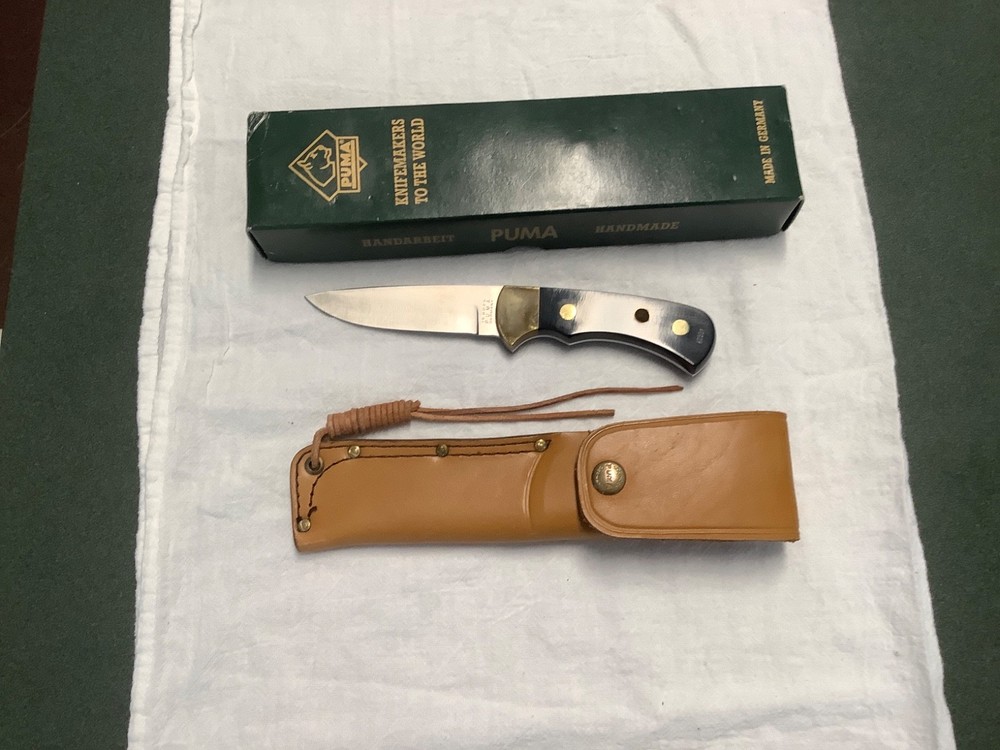 Vintage Puma Solingen Fixed Blade knife- original box and sheath