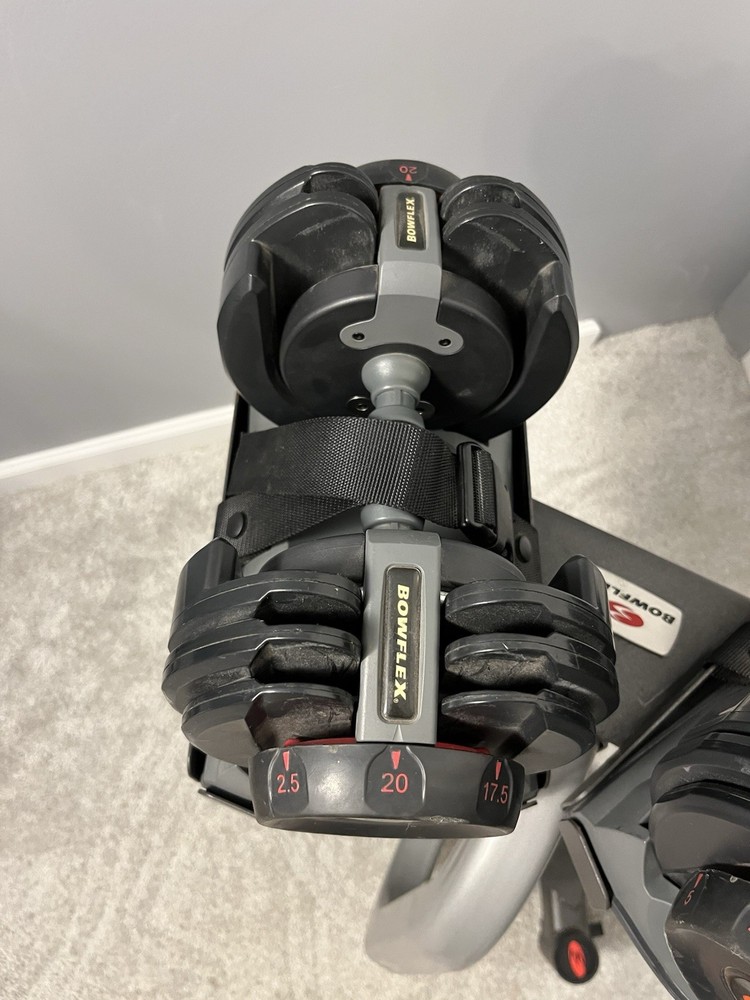 Bowflex SelectTech 220 2.5-20lbs Adjustable Dumbbells with Stand