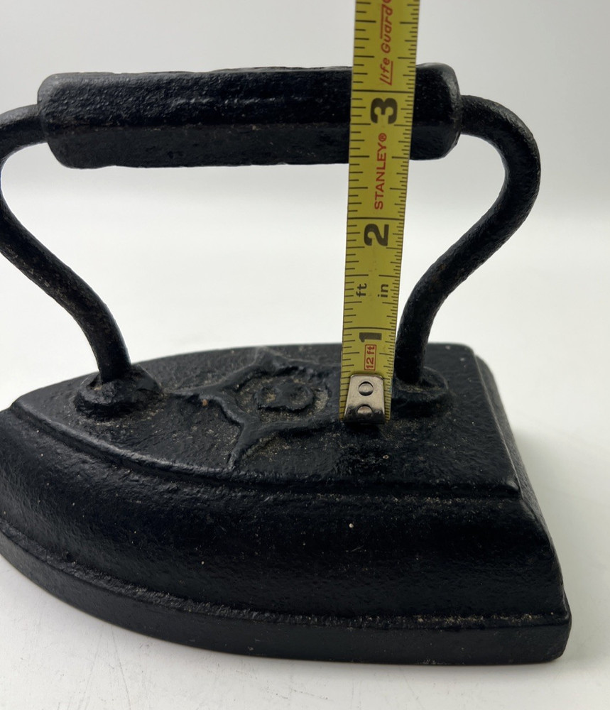 Vintage Flat Iron with Iron Handle #8 E&H Mfg Co.