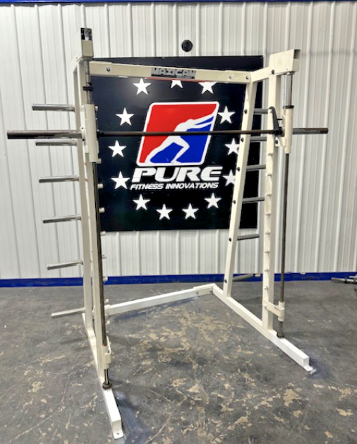 Maxicam | Plate Loaded Smith Machine