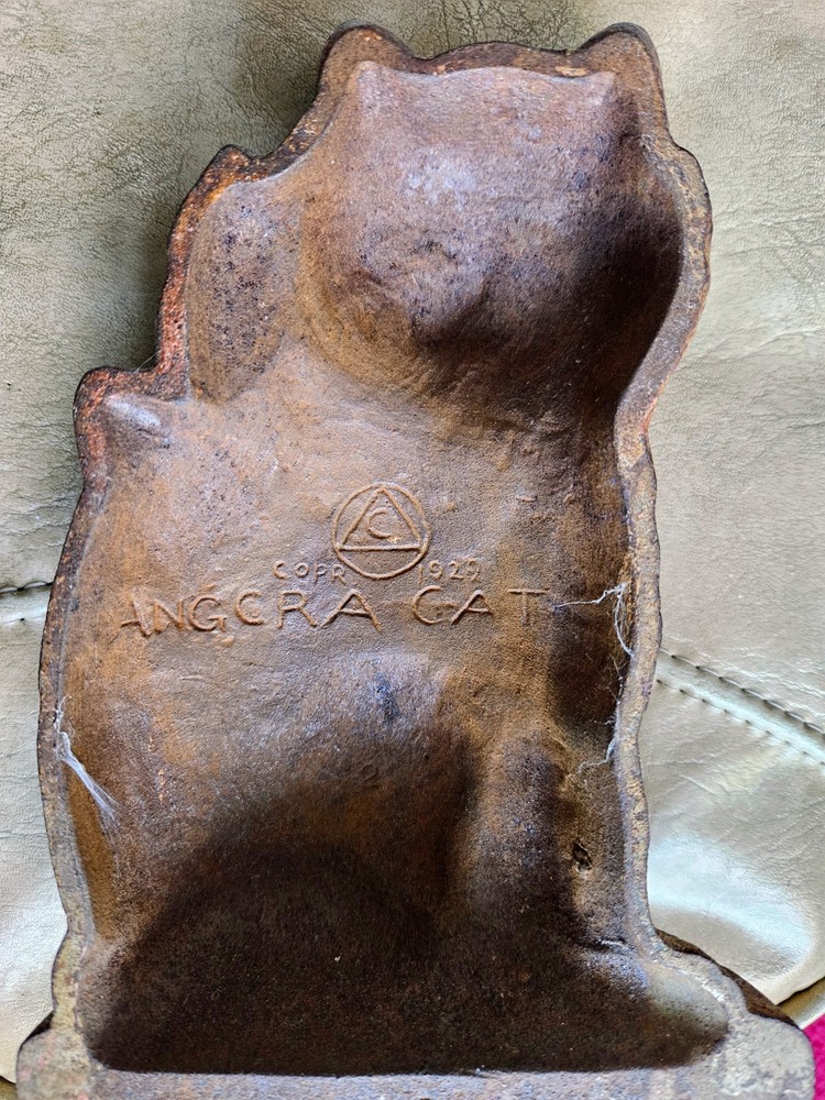 1929 Angora Cat Doorstop