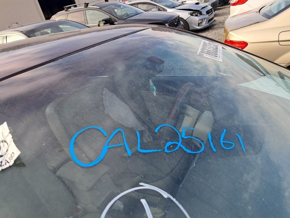 MKZ 2011 Glove Box 4902259