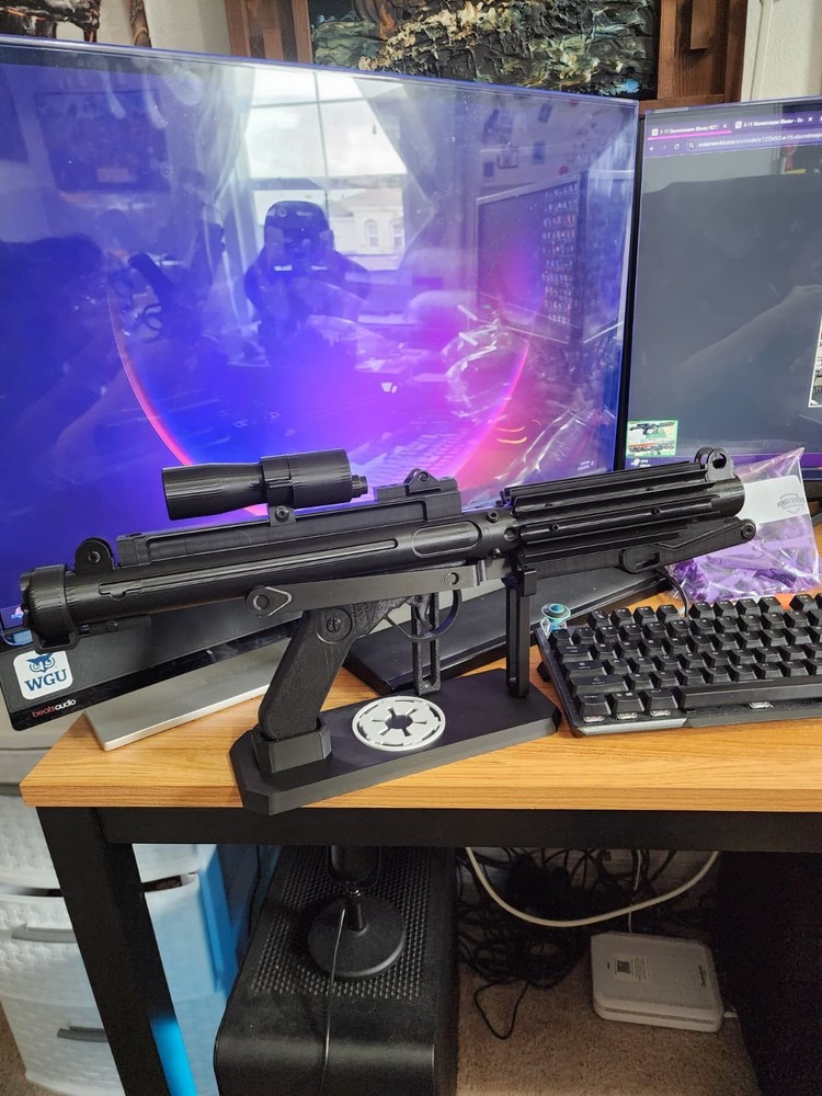 BLACK Edition Stormtrooper E-11 Blaster Rifle with STAND | 3D Printed