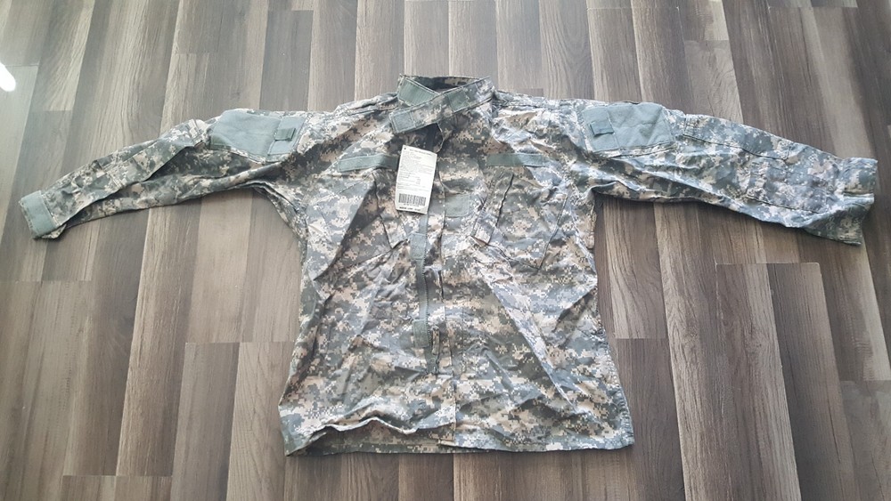 Army Combat Uniform Coat FR Medium Long Digital Camo NWT