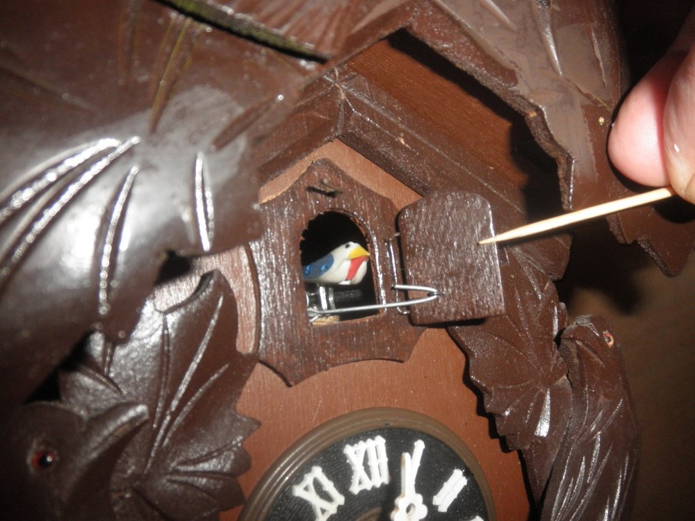 Cuckoo Clock German Black Forest three bird working 1 Day CK3390