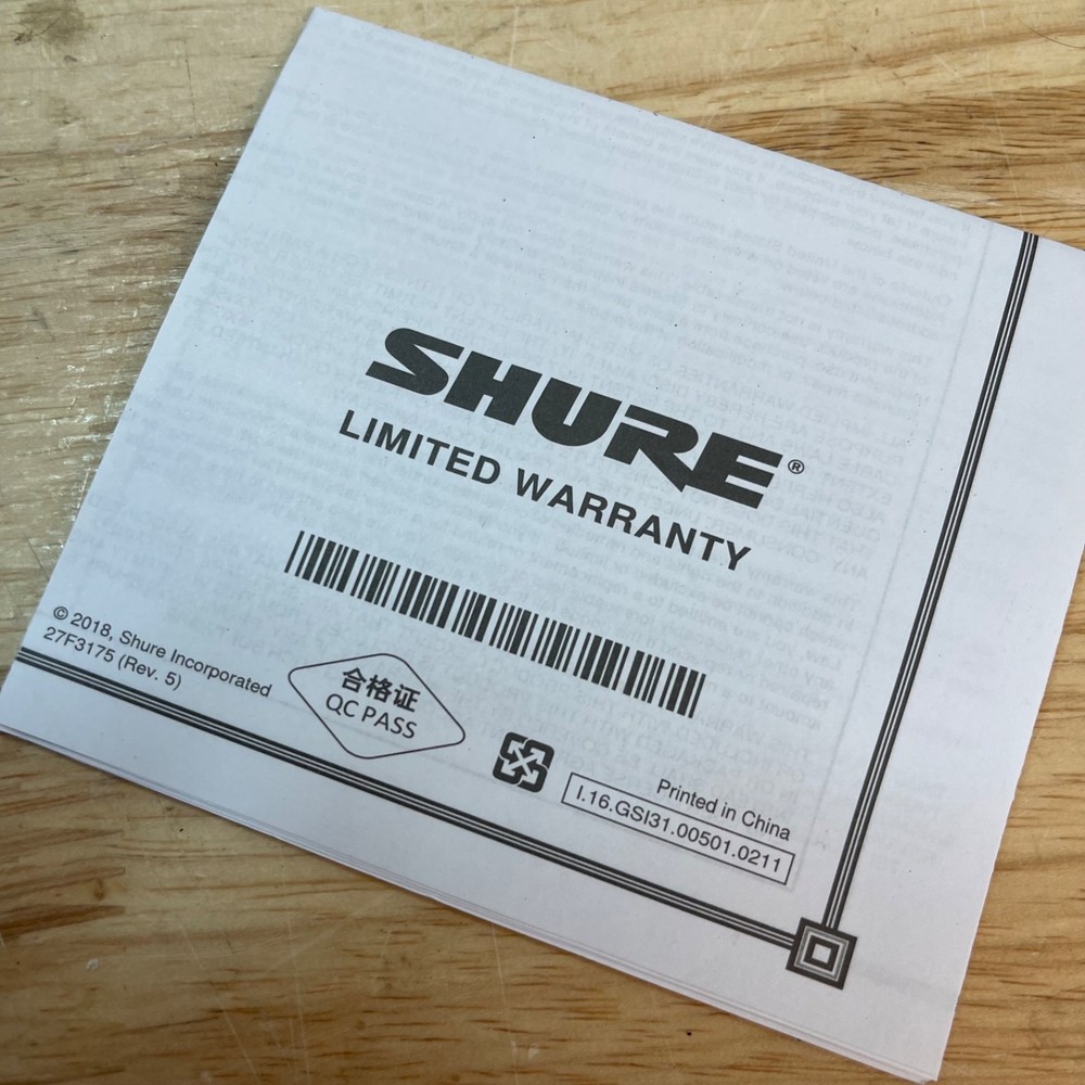 Shure GLXD1-Z3 Frequency Band Digital Wireless Bodypack Transmitter Black Open