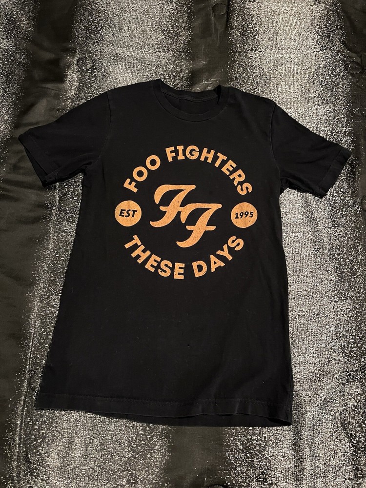 Unisex Medium Foo Fighters T-shirt