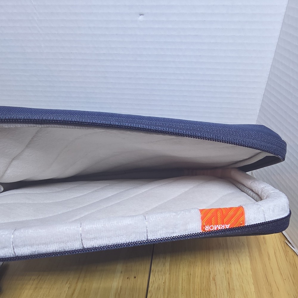 Tomtoc Zippered Laptop/Tablet Sleeve