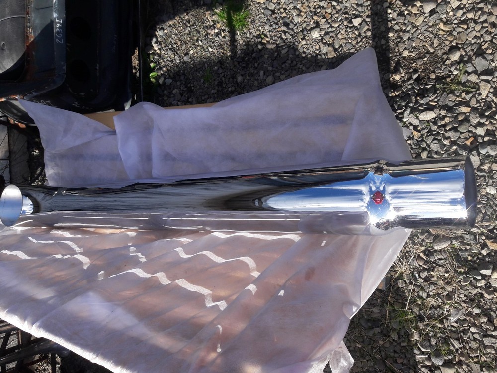 Chrome exhaust stack with bend