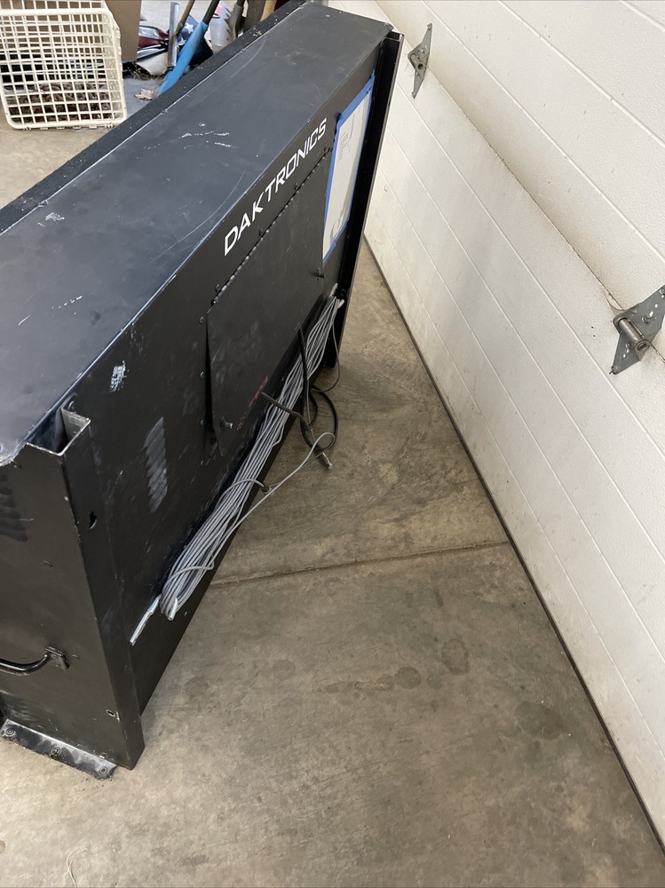 Vintage Daktronics MS-1000 Scoreboard, Powers On, As Is, See Details Needs Work