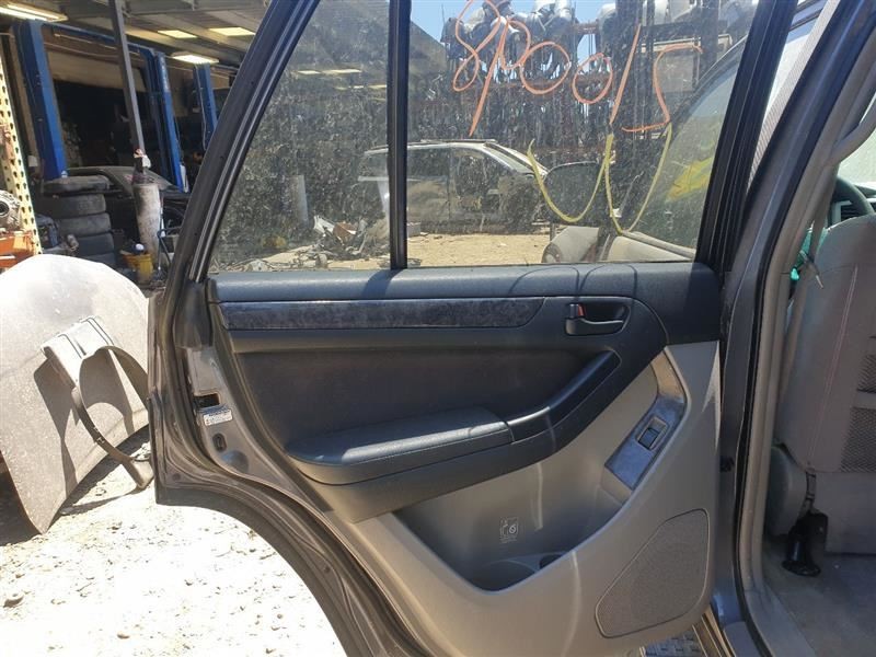 2004 TOYOTA 4 RUNNER DRIVER SIDE FRONT DOOR LOCK ACTUATOR ASSEMBLY