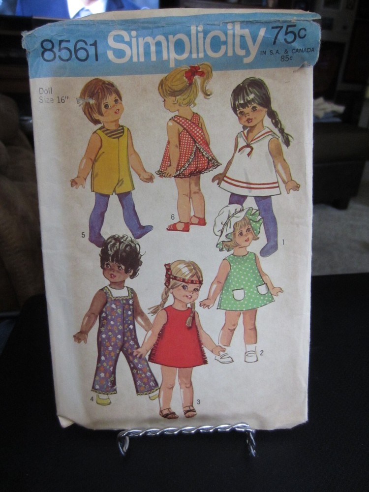 Simplicity 8561 Doll Wardrobe Clothing Pattern - For 16" Doll