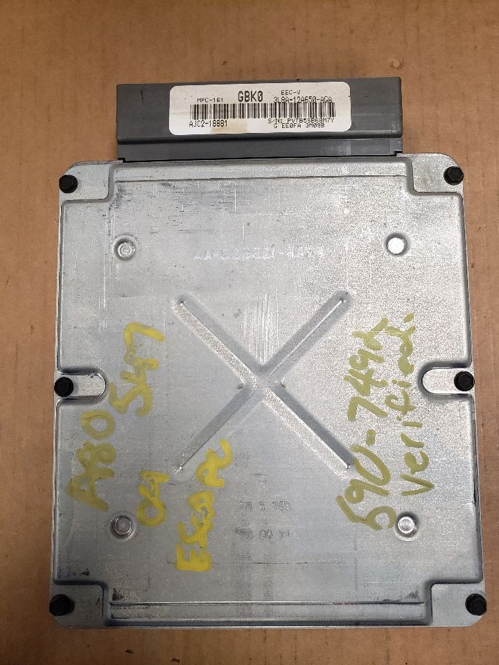 Engine ECM Electronic Control Module 3.0L Automatic Fits 04 ESCAPE 859423
