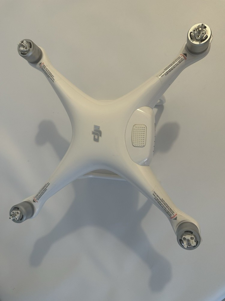 DJI Phantom 4 Drone - White (PHANTOM4)