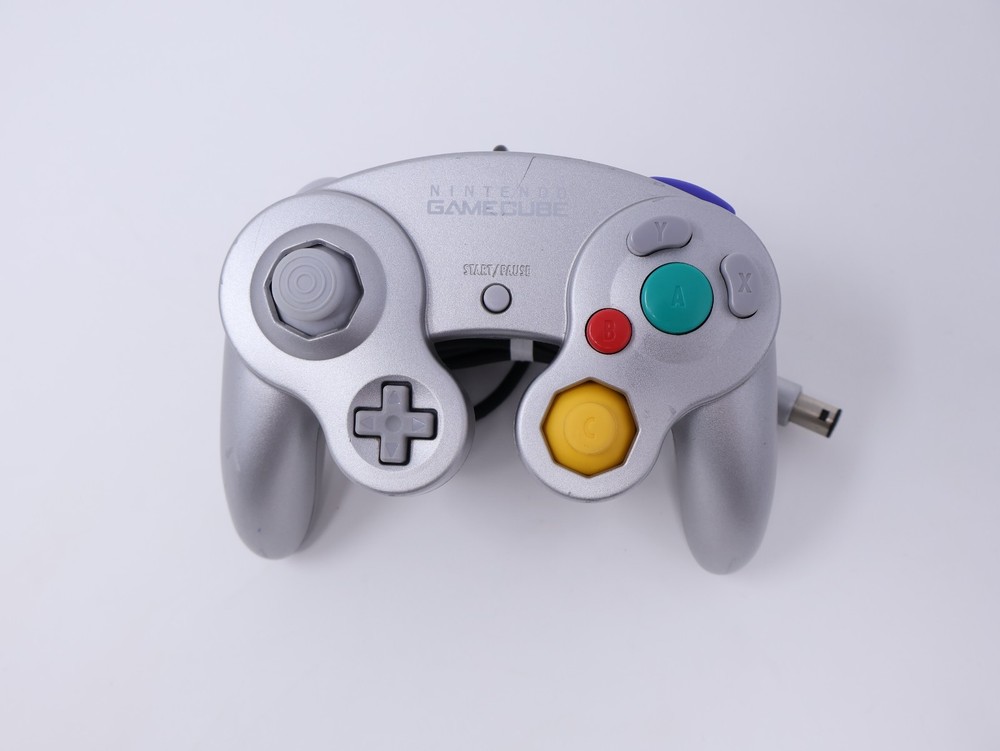 Nintendo GameCube Controller DOL-003 - Platinum Silver - Tested Tight Stick