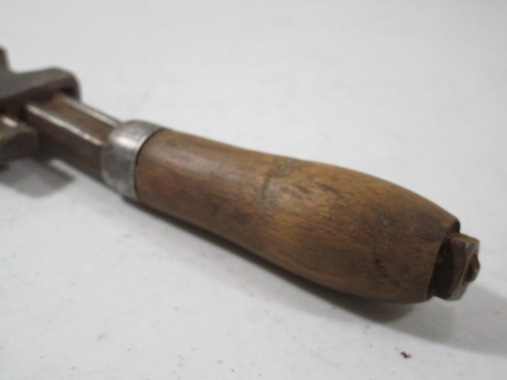 VINTAGE STILLSON WOOD HANDLE 8" PIPE WRENCH