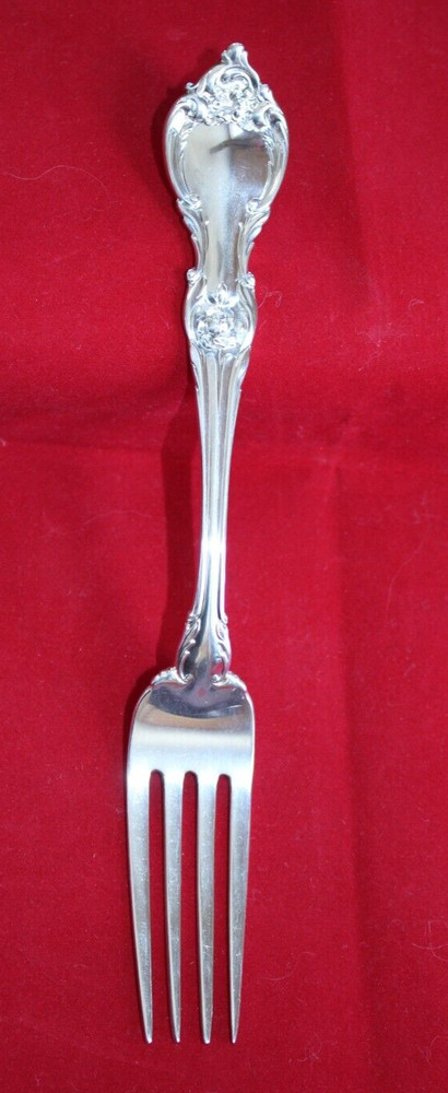 Lunt Alexandra 7 3/8" Fork (1961) 64g