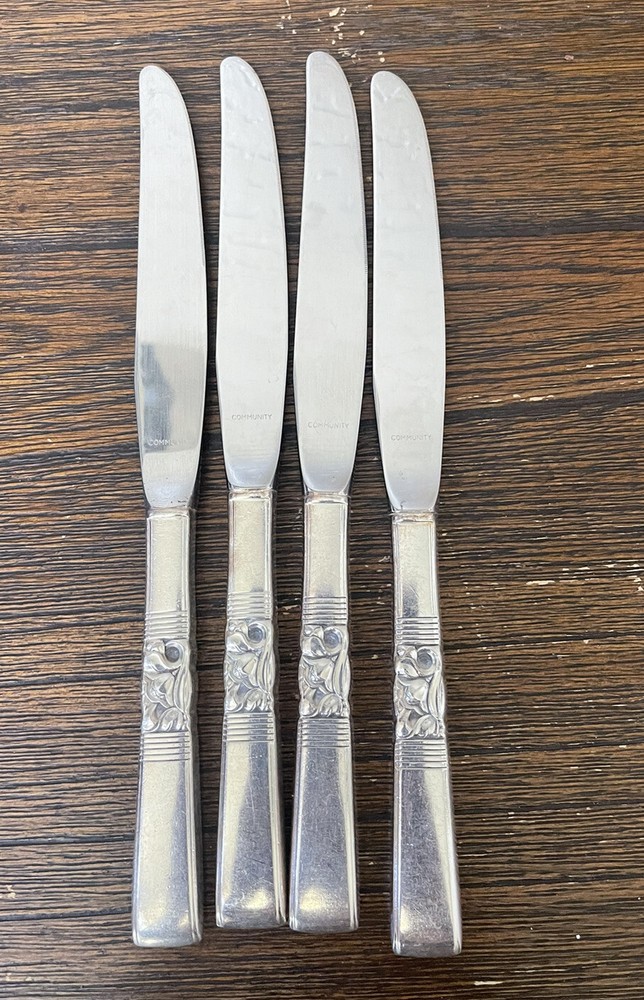 4 Oneida Community Morning Star Pattern Silverplate Flatware Dinner Knives