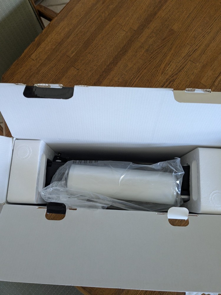 NIB Potane 8 In 1 Vacuum Sealer
