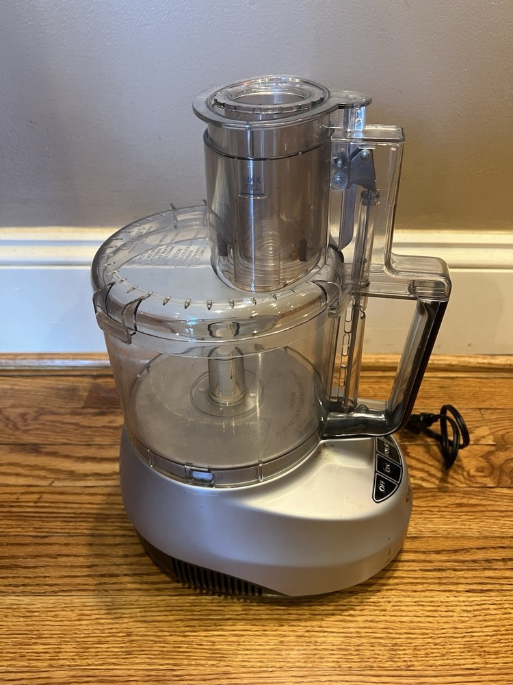 Cuisinart Custom Prep 11 Plus Food Processor DLC-2011 Tested Works Silver