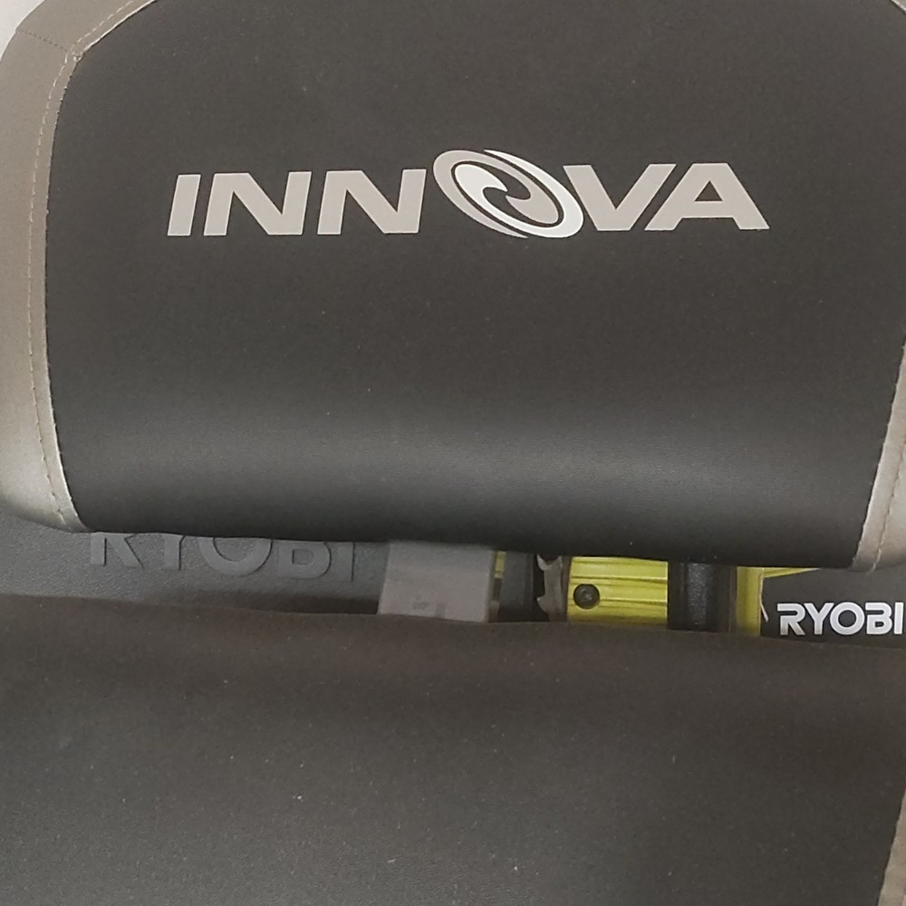 Innova Adjustable Inversion Table Black/Gray Gym Training Back Muscle Indoor Use